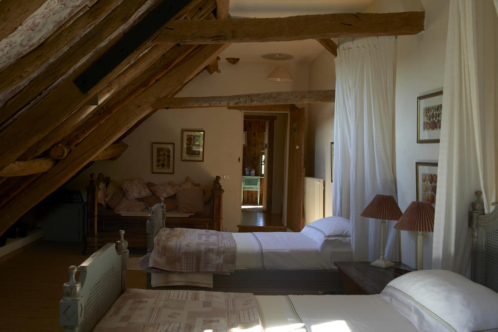 Calvignac Mas De Garrigue B&B 객실 사진