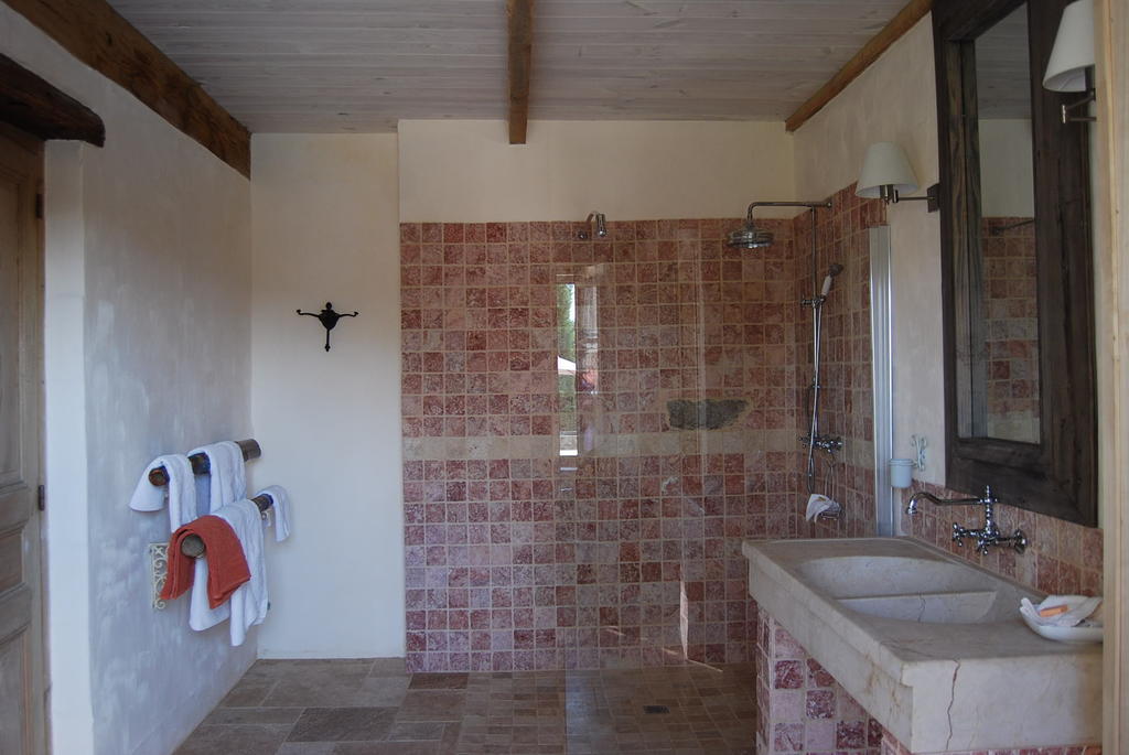 Calvignac Mas De Garrigue B&B 객실 사진